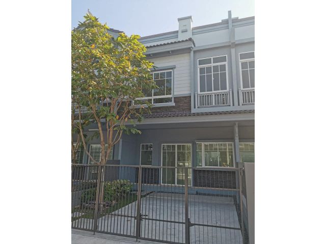 บ้านให้เช่า โครงการอินดี้ รังสิต-คลองสอง พร้อมเข้าอยู่ สนใจโทร 086 560 3212