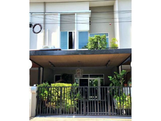 ขายทาวน์โฮม Casa City Bangna กม. 7 มี 4ห้องนอน 3ห้องน้ำ  ติดเมกะ