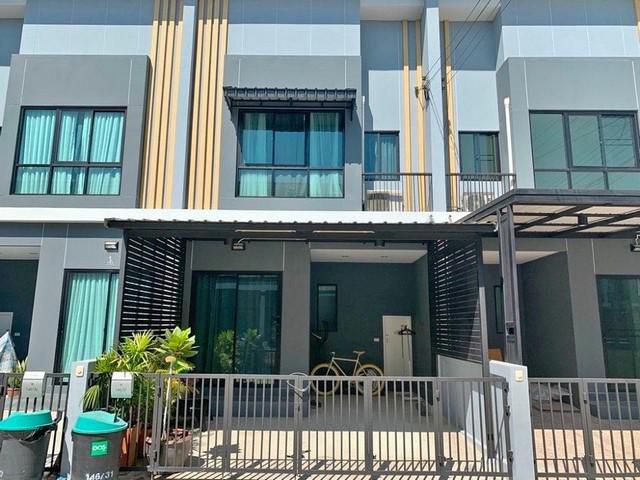 บ้านให้เช่า ทาวน์เฮ้าส์ 2ชั้น หมู่บ้านเดอะธาม  3ห้องนอน 2ห้องน้ำ