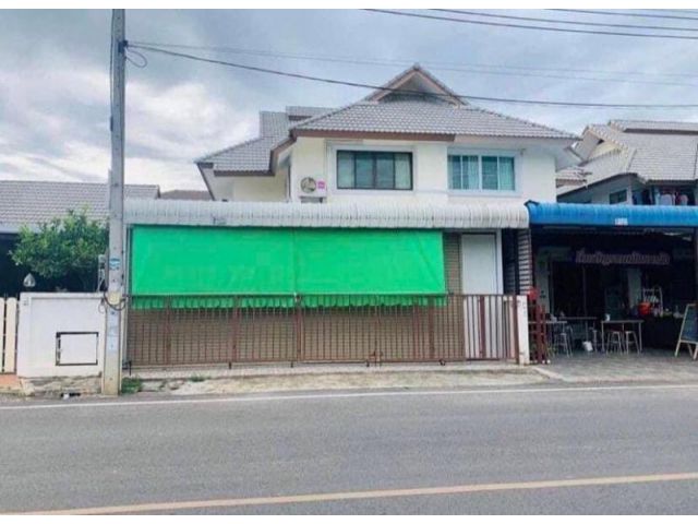 #ขายบ้านแฝด 2 ชั้น ติดถนน เนื้อที่ 40 ตร.ว ราคา 4.25 ล้าน พื้นที่ใช้สอย 144 ตร.ม.