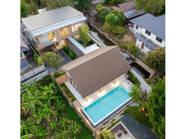 #ขายบ้านอำเภอเมืองเชียงใหม่ บ้านโมเดินท์หรูพูลวิลล่า เป็นบ้านริมทะเลสาบ เนื้อที่ 212.5 ตร.ว. ราคา 34,000,000 บาท