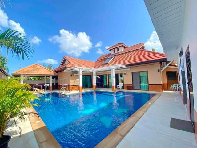 สัตหีบ จากุซซี่ สระว่ายน้ำ 3ชลบุรี บางเสร่ หรูเฟอร์ครบ พูลวิลล่า