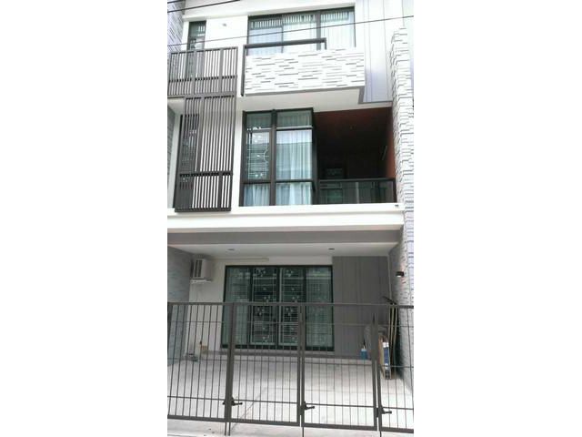 ให้เช่า!   Plex Bangna village   รหัสทรัพย์ OPR03-128