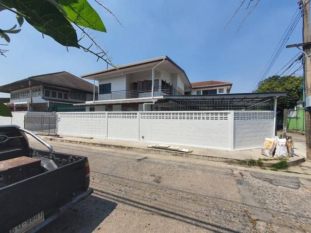 บ้านให้เช่า โชคชัย4  บ้านเดี่ยว 2 ชั้น   ม.เสนานิเวศน์ รีโนเวทใหม