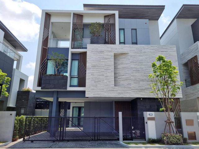 ให้เช่า Luxury house  The Gentry Phatthanakan 2