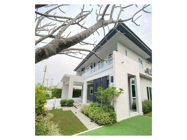 R7 บ้านบรรยากาศรีสอร์ตส่วนตัว หราในสังคมมีระดับ หลังสุดท้าย โซนพิ