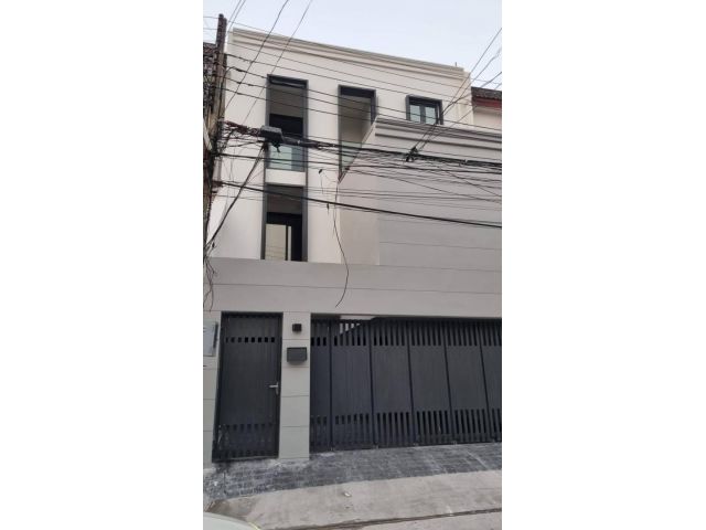 ให้เช่าทาวน์โฮม 3 ชั้น  สุขุมวิท 71 (ปรีดีพนมยงค์ 42) เลี้ยงสัตว์