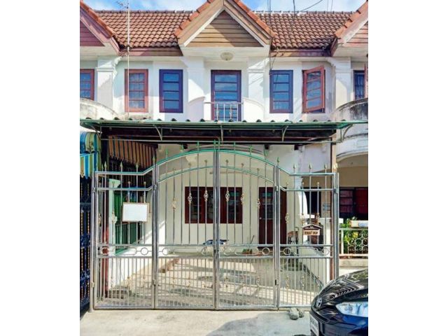 ขายทาวน์เฮาส์ 2ชั้น หมู่บ้านพงษ์ศิริชัย1 เนื้อที่ 16 ตารางวา 2 ห้องนอน 2 ห้องน้ำ