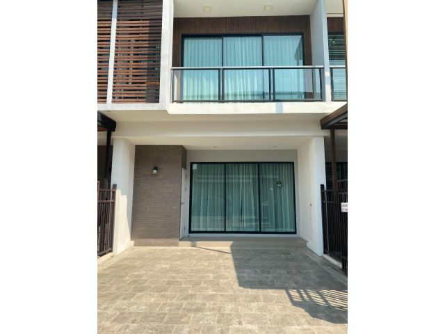 T063-ขายทาวน์โฮม 3 ชั้น ใกล้แยกแอร์พอร์ต โครงการศุภาลัยพรีโม่ ต.ป่าแดด อ.เมืองเชียงใหม่ จ.เชียงใหม่