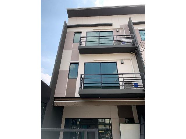 ตลาดนัดยิ่งเจริญ BTSสายหยุด ให้เช่าบ้าน 3ชั้น พหลโยธิน50 3นอน 5แอ