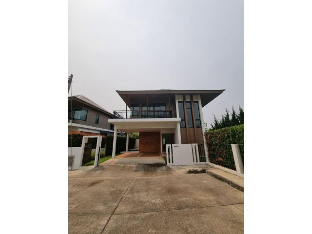 #ขายบ้านหางดง โครงการ Villa Flora Chiangmai เนื้อที่ 94 ตร.ว. ราคา 10.5ล้าน พื้นที่ใช้สอย 253 ตร.ม.