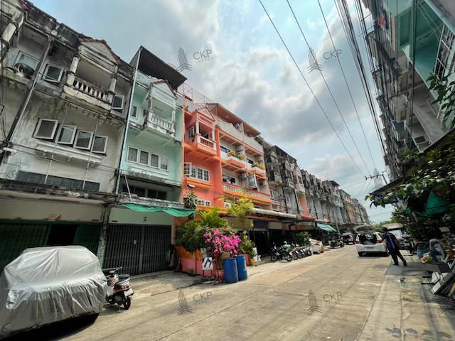 ขาย อาคารพาณิชย์ Baan Sriphet (หมู่บ้านศรีเพชร) 50 ตร.วา อาคารเป