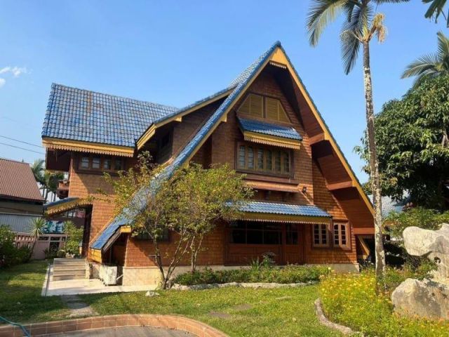 #ขายบ้านอำเภอเมืองเชียงใหม่ บ้านไม้สักทอง เนื้อที่ 1-1-9 ไร่ ราคา 45 ล้าน(ฟรีโอน)