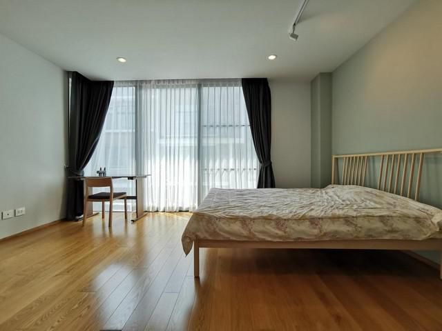 ขายทาวน์โฮม 3 ชั้น หมู่บ้านเนอวานา ดีฟายน์ ศรีนครินทร์-พระราม 9
