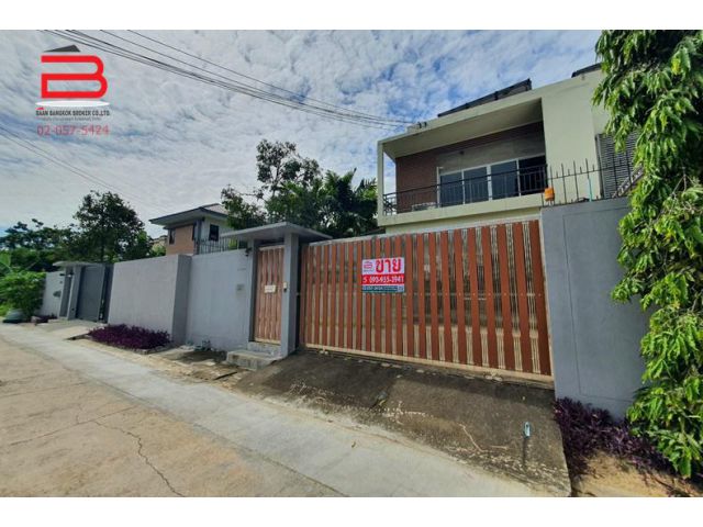 บ้านเดี่ยว ซอย ลาดพร้าว 1 แยก 29 เนื้อที่ 113 ตรว. ถนนพหลโยธิน เขตจตุจักร