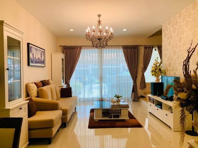 ขายทาวน์โฮม 3 ชั้น โครงการ บ้านกลางเมือง รัชดา 36