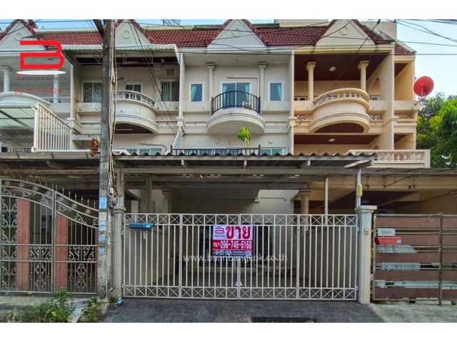 ทาวน์โฮม หลังริม รัชดาภิเษก 32 เนื้อที่ 32 ตรว. ถนนรัชดาภิเษก เขตจตุจักร