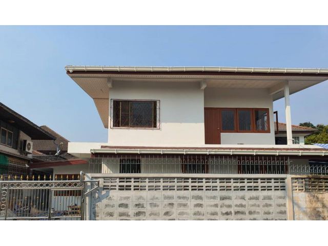 ให้เช่าบ้านเดี่ยว 2 ชั้น ซอยเสนานิคม 1 พหลโยธิน ใกล้ทางด่วนเกษตรนวมินทร์ Renovated ใหม่เหมาะทำ HomeOffice (ADN849)