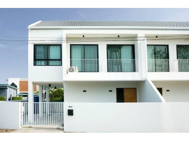 #ให้เช่าทาวน์โฮม บ้านหารแก้ว อ.หางดง ใกล้โรงเรียนนานาชาติเกรซ เช่าเดือนละ 14,000 บาท