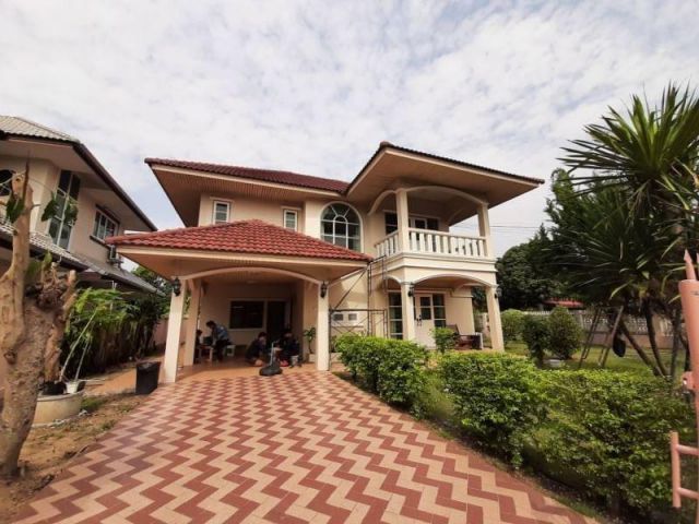 #ให้เช่าบ้านใกล้ตลาดรวมโชค ราคาเช่า 18,000 บาท/เดือน เนื้อที่ 100 ตร.ว