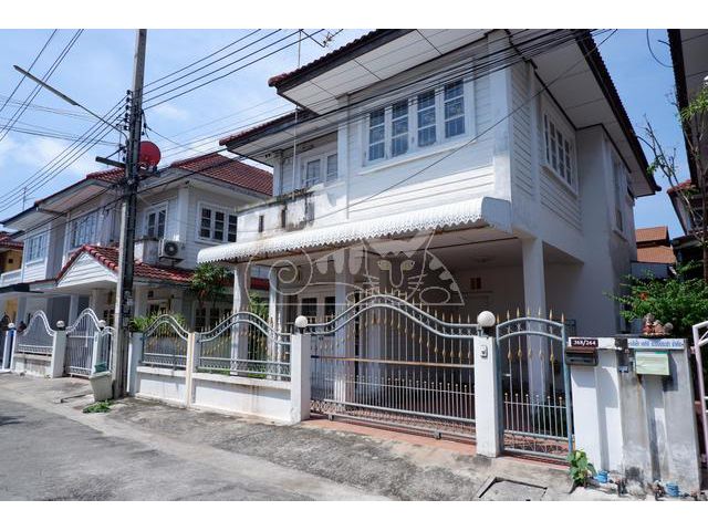 ขายบ้านเดี่ยว ซ.พุทธบูชา44 หมู่บ้านเพ็ญพร  3 ห้องนอน 2 ห้องน้ำ