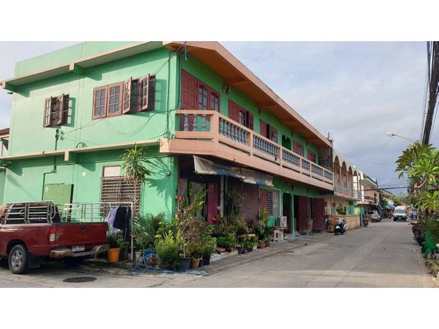 ขายที่ดินพร้อมห้องเช่าซอยแบริ่ง 1  จังหวัดสมุทรปราการจังหวัดสมุทร