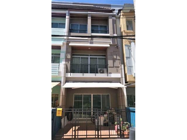 ให้เช่าทาวน์โฮม บ้านกลางเมืองเออบาเนี่ยนลาดพร้าว71 นาคนิวาศ10 3