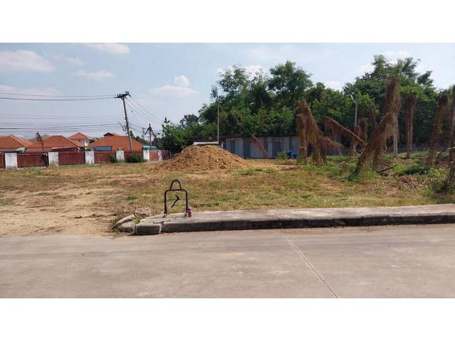 ขายที่ดินเปล่า 66 ตรว. ถนนไฮเวย์ลำปาง-งาว ตำบลชมพู อ.เมือง จ.ลำปา