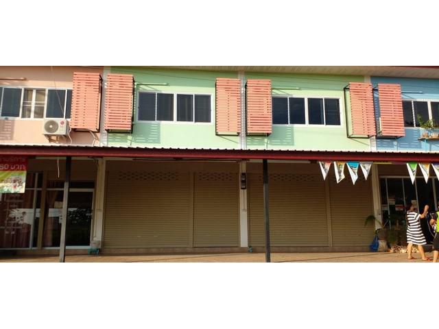 เช่าอาคารพาณิชย์ 2 ชั้น 24.8 วา  ติดถนนเดินทางสะดวก อ.เมือง จ.ลำป