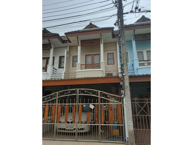 พร้อมอยู่ ม.ดิเอมเมอรัลด์พาร์ค 2