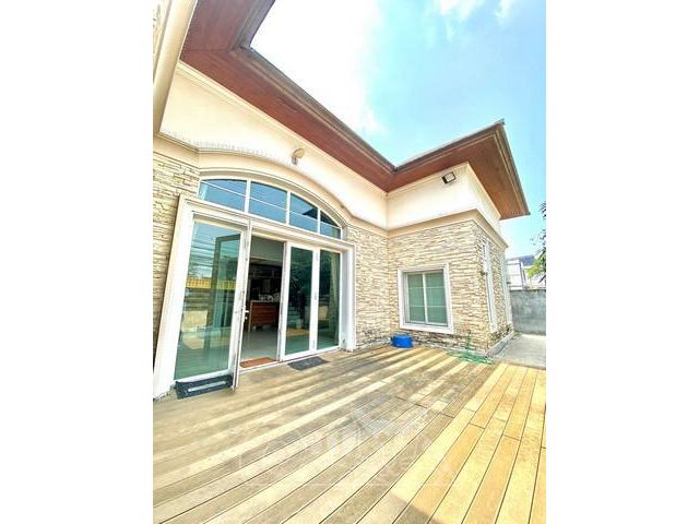 บ้านให้เช่า  2ชั้น แถวปากเกร็ด นนทบุรี