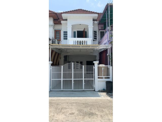 Townhouse for rent in Onnut 16 2 bedrooms 2 bathrooms 72 sqm. rental 25,000 baht/month