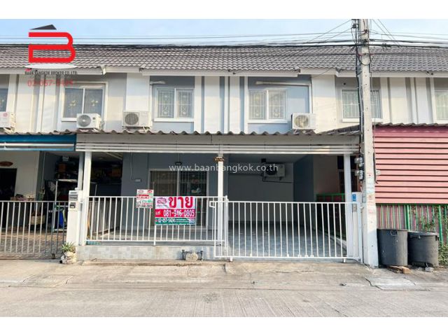 ทาวน์เฮ้าส์ โครงการ พฤกษา 60 ซ.รังสิต-ปทุมธานี 43 เนื้อที่ 17.4 ตรว. ถนนบางพูน-รังสิต อำเภอเมือง จังหวัดปทุมธานี