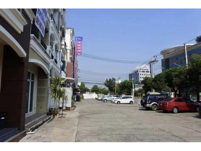 PO1675 ขาย โฮมออฟฟิศ4 ชั้น ย่านถนนนวมินทร์