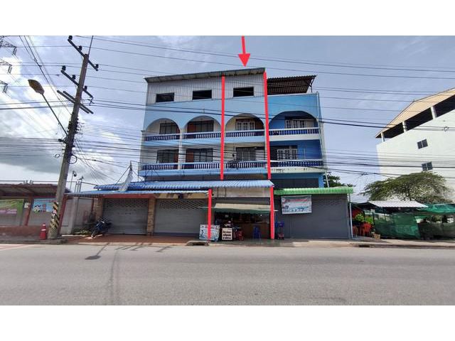 อาคารพาณิชย์ 3 ชั้น ทำเลทอง ตรงข้ามโรงเรียน และตลาด ศรีราชา ชลบุร