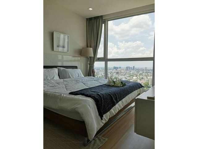 ให้แจ้งรหัส CS04-165  Sky Walk Residence