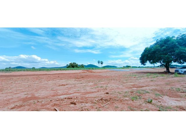 ขายที่ดินติดลาดยาง เหมาะสร้างบ้านสวน กิจการร้านค้า ร้านกาแฟริมเขา หรือโฮมสเตย์