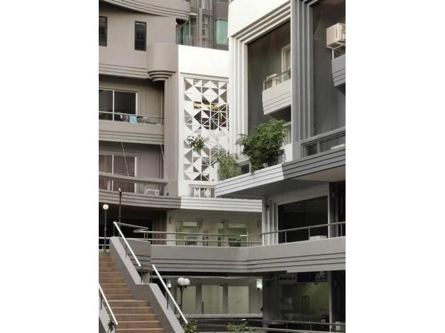 ให้เช่าโฮมออฟฟิศ 5 ชั้น 280 ตรม. Park avenue เอกมัย ซอยอกมัย 14