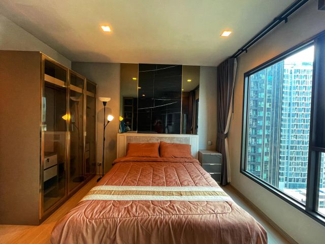 เช่า- Life Asoke Rama 9 /Studio/ 28 ตร.ม. /ชั้น 23 ใกล้ MRT พระราม 9 เช่า 19,000