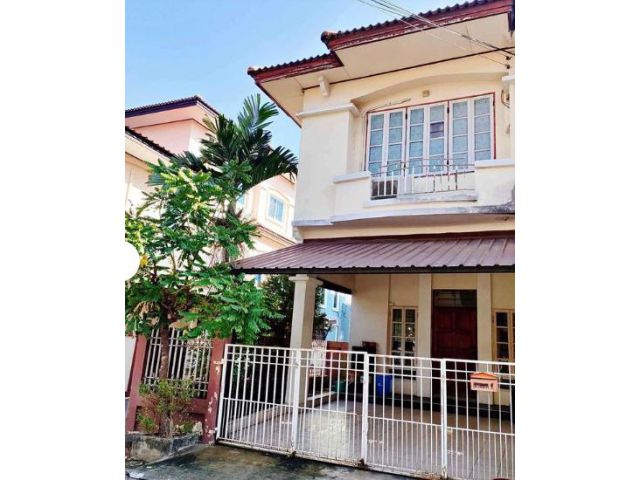 ให้เช่าทาวน์โฮมเล่นระดับ 3 ชั้น (หลังมุม) สรานนท์ ซ.ลาดพร้าว 101