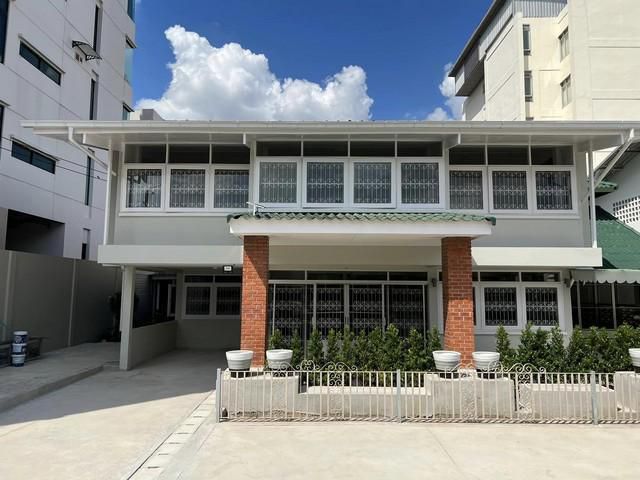 ให้เช่าบ้านเดี่ยว2ชั้น122 ตร.ม. ย่านเดอะไนนท์ พระราม9