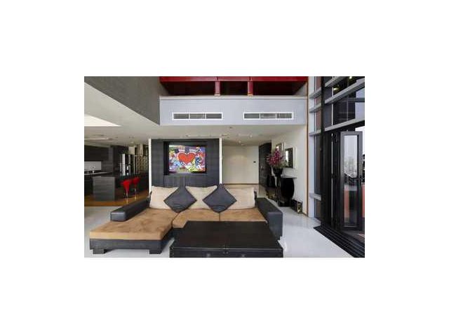 For Rent All Seasons Mansion 5 Bedrooms