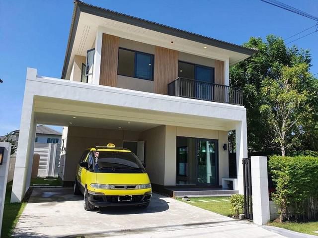 PDJ06 ให้เช่า บ้านเดี่ยว หมู่บ้านเซนโทร อ่อนนุช-สุวรรณภูมิ  Centro On Nut-Suvarnabhumi 54 ตร.วา 4 ห้องนอน 4 ห้องน้ำ กิ่ง