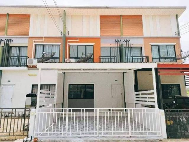 ขายบ้านสุดหรูสไตล์รีสอร์ทรี รีโนเวทใหม่ มบ. เอสซี วิลเลจ ศรีราชา