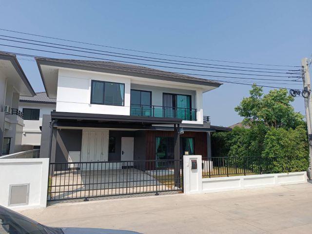 ขายบ้านเดี่ยวหมู่บ้านบริทาเนีย บางนา-สุวรรณภูมิ กม.26 สมุทรปรากา