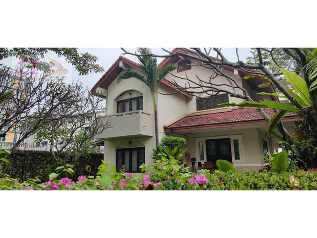 ขายบ้านหรูบรรยากาศรีสอร์ท 2หลัง พร้อมสวนใหญ่ส่วนตัว กลางใจเมือง ส