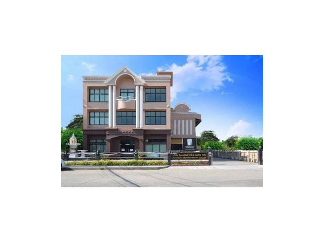 อาคารสำนักงาน 3 ชั้น อรุณสุนทรี แฟคทอรี่แลนด์ บางบัวทอง นนทบุรี