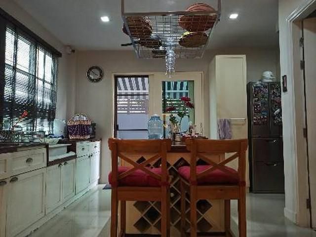 ขายทาวน์โฮม 3 ชั้นหลังมุม พลัสซิตี้พาร์คเอกมัย ซอยนวลจันทร์32