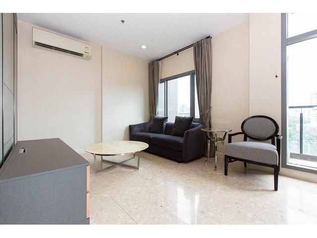 Condo THE CREST Sukhumvit 34 near BTS Thong Lo