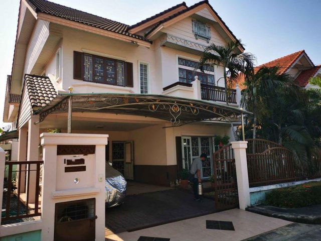 ให้เช่าบ้านเดี่ยว 2 ชั้น ม.ธารารมณ์ PARKWAY CHALET ซอยรามคำแหง 190/1 ย่านมีนบุรี ใกล้รร.นานาชาติร่วมฤดี (ADT982)